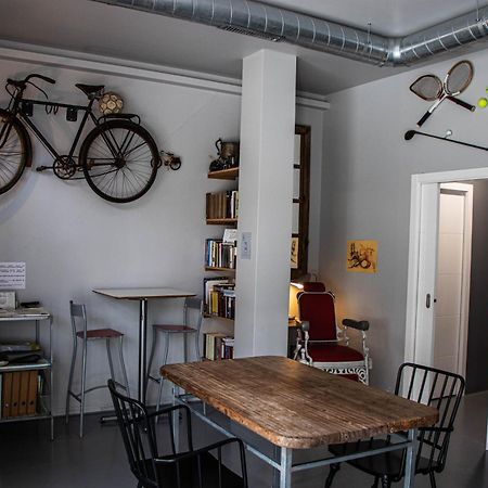Acola Sport Hostel Comarca de Comarca de Pontevedra Buitenkant foto